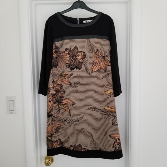 DKNYC Floral Dress - Picture 1 of 6